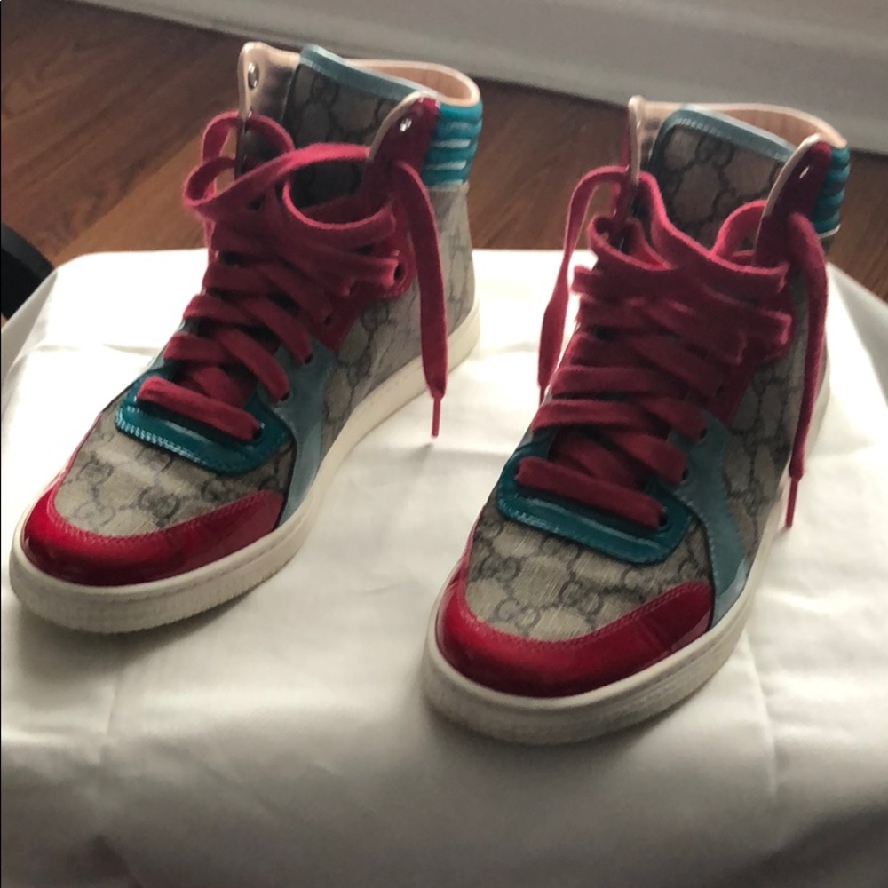 Gucci cloth sneakers